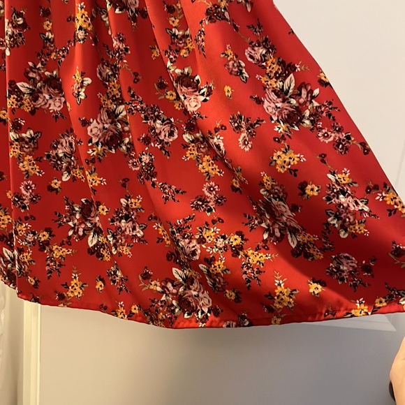 {Xhileration} Floral Spring/Summer Dress - Picture 4 of 6